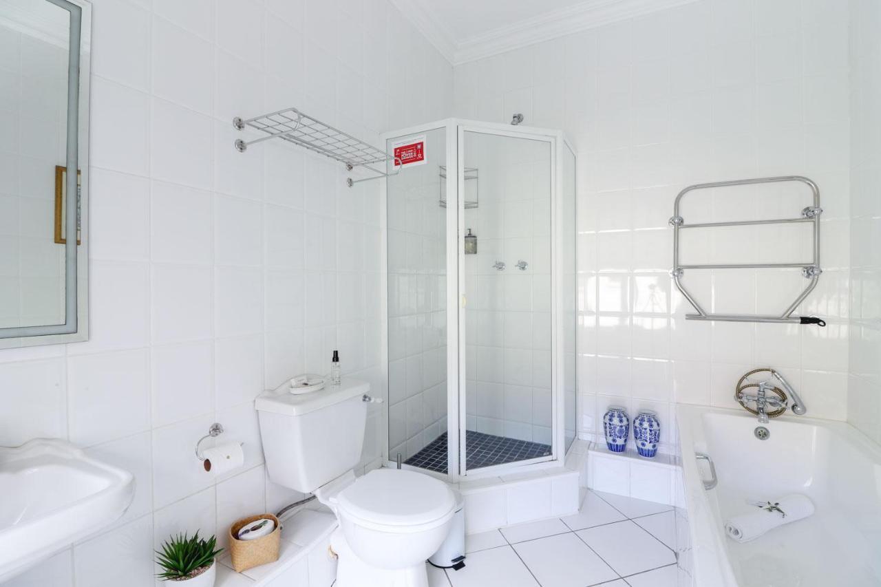 A Tuscan Villa Guest House Fish Hoek Bilik gambar
